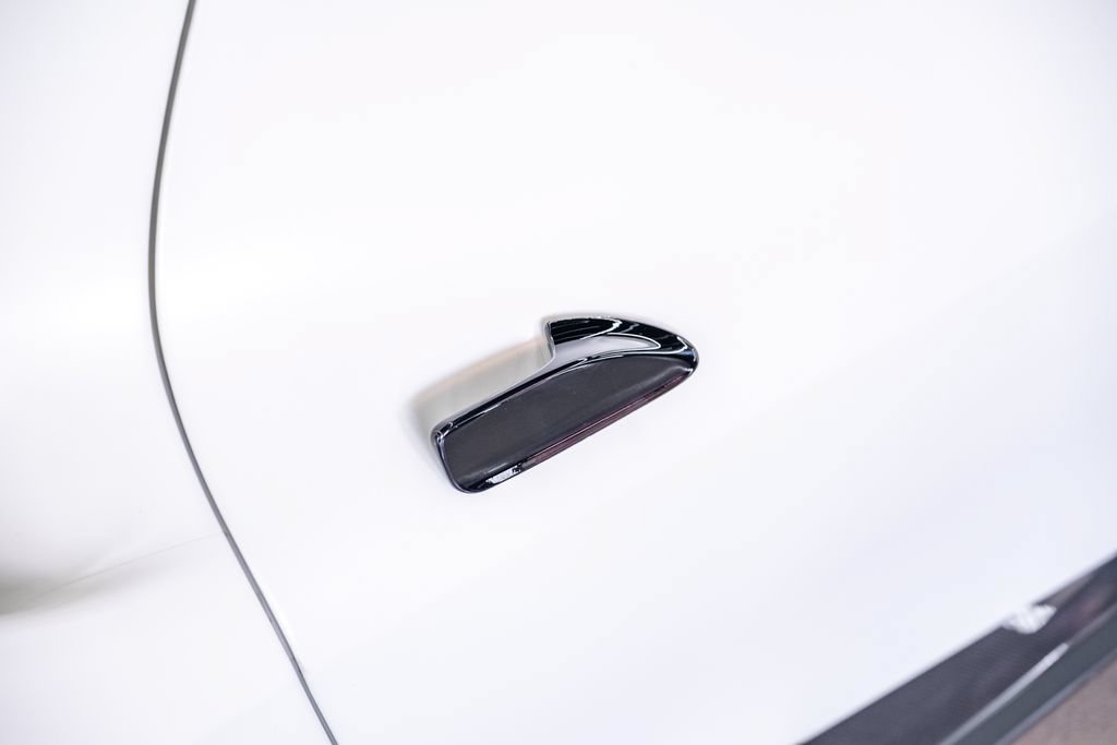 Used 2018 Ferrari 488 Spider RWD image 25