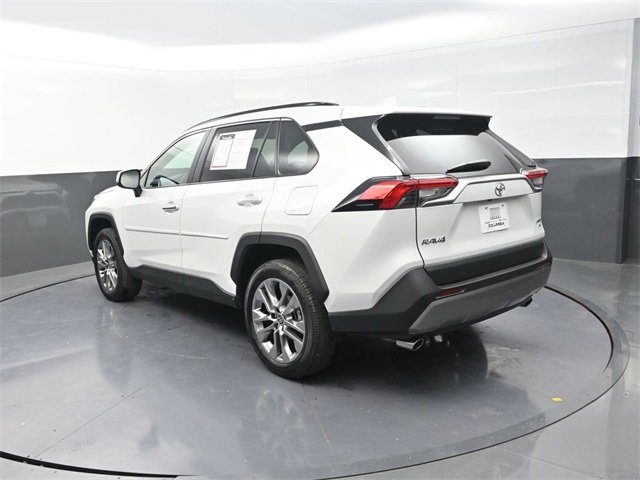 Used 2025 Toyota RAV4 Limited image 5