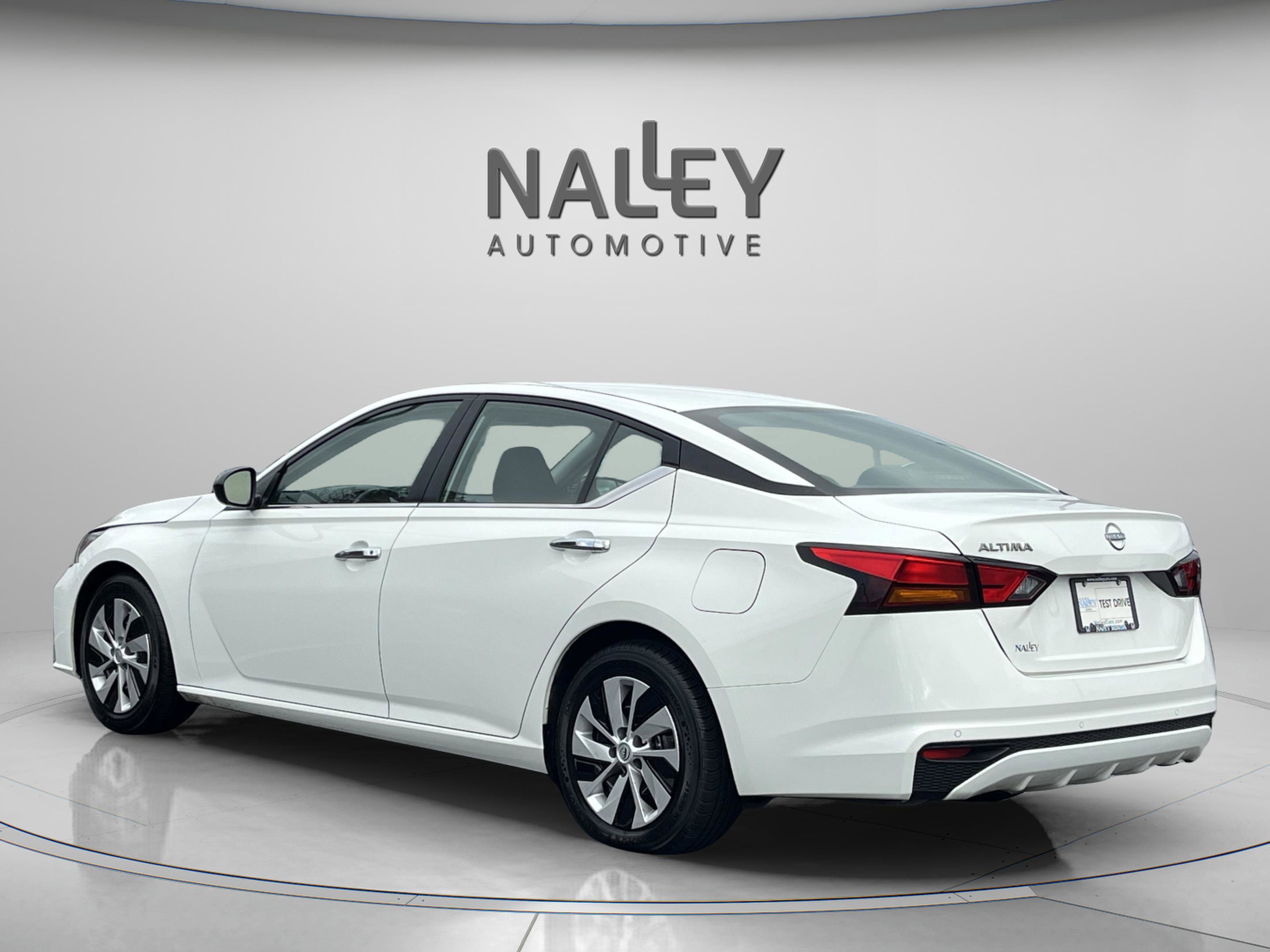 Used 2024 Nissan Altima 2.5 S image 18