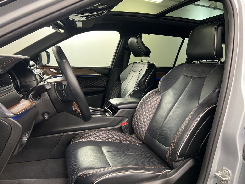 Used 2023 Jeep Grand Cherokee L Summit w/ High Altitude Package image 26