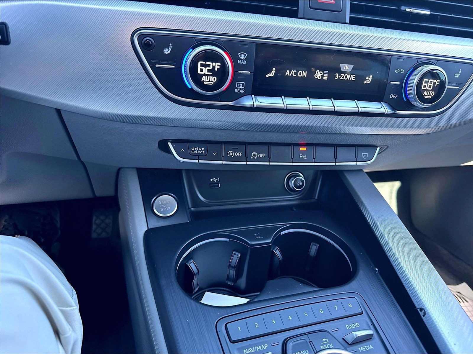 Used 2018 Audi A4 2.0T Prestige AWD/4WD image 33