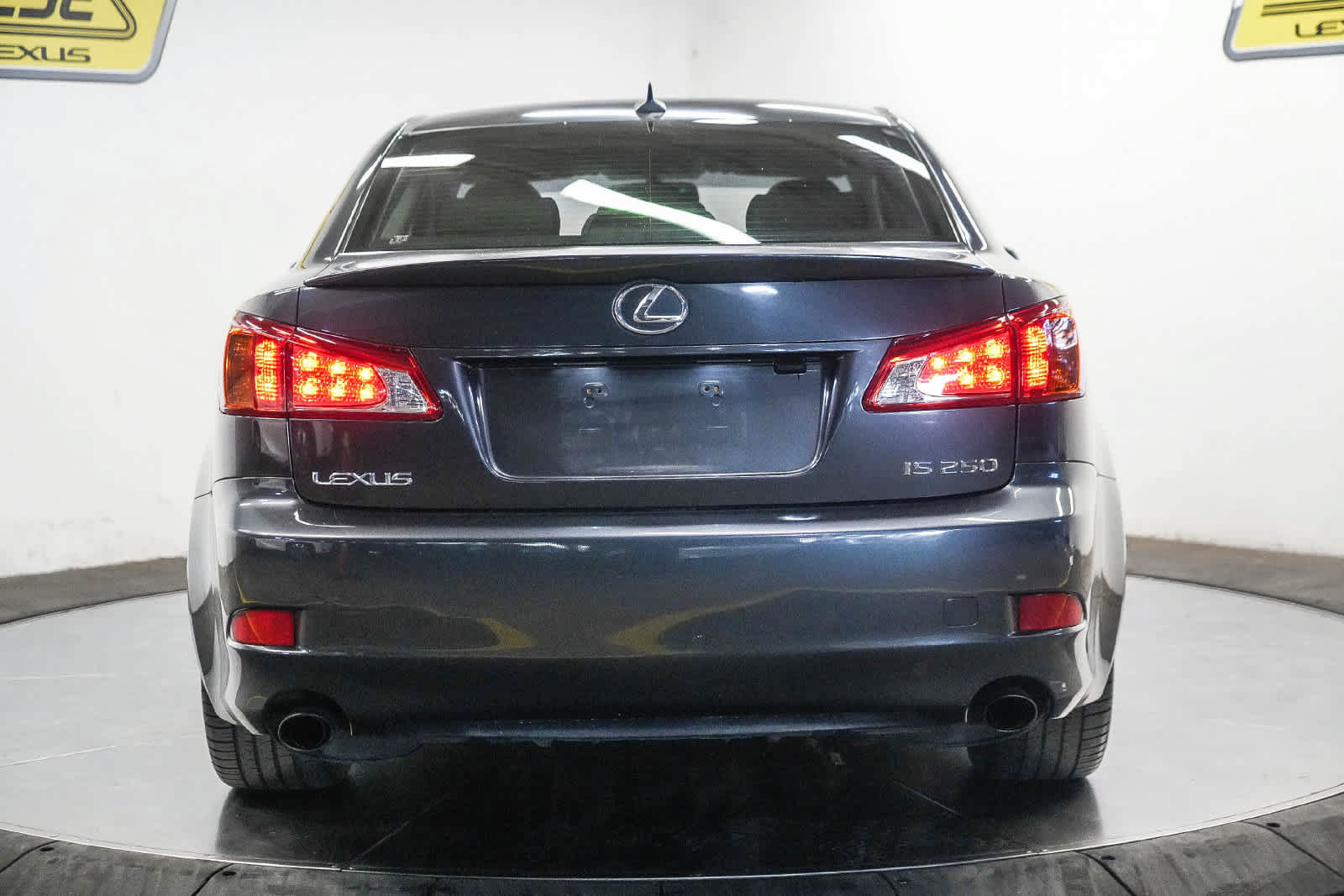 Used 2010 Lexus IS 250 RWD image 5
