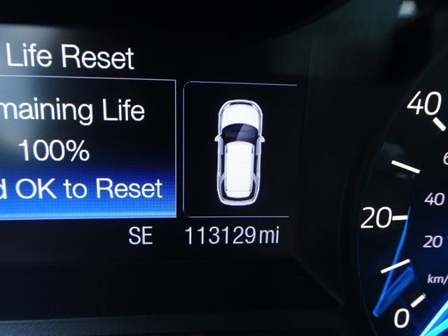 Used 2016 Ford Explorer XLT FWD image 25