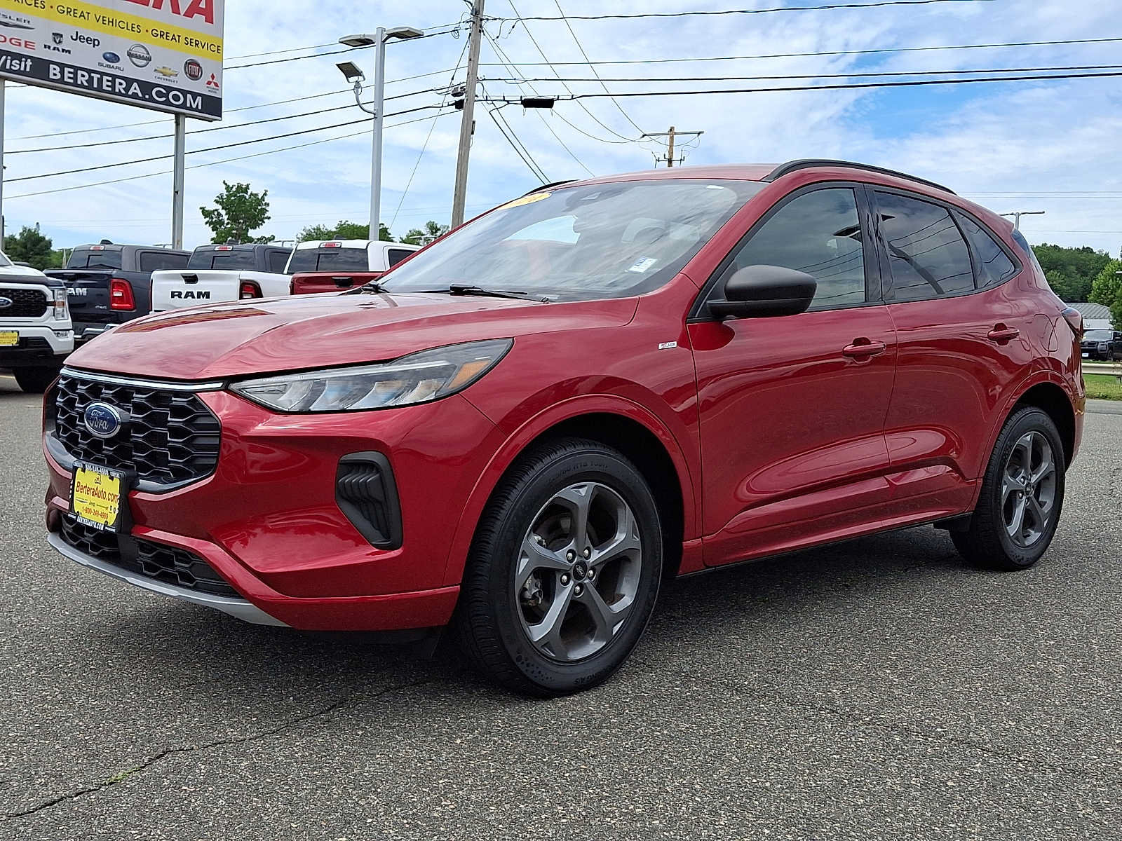 Used 2024 Ford Escape ST-Line AWD/4WD image 3