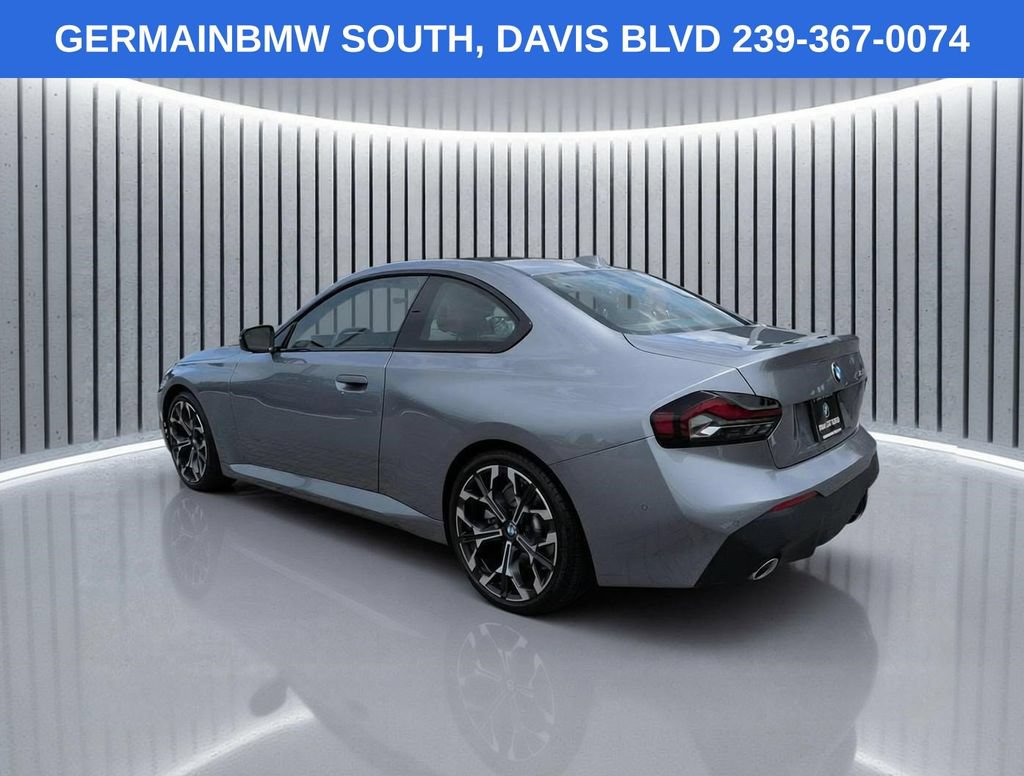 Certified 2025 BMW 230i Coupe w/ Convenience Package RWD image 7