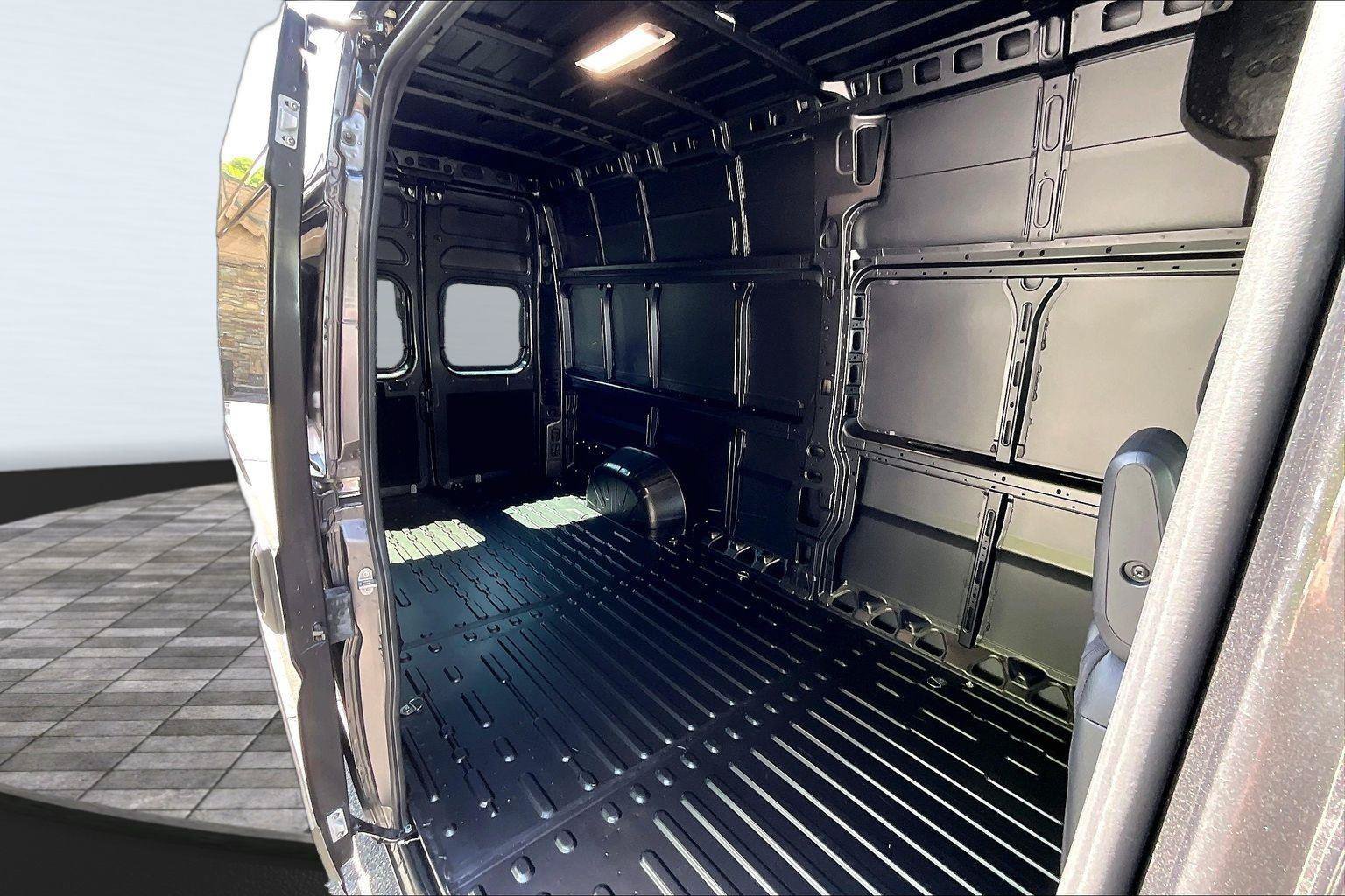New 2026 RAM ProMaster 3500 w/ Quick Order Package 22H SLT+ FWD image 10