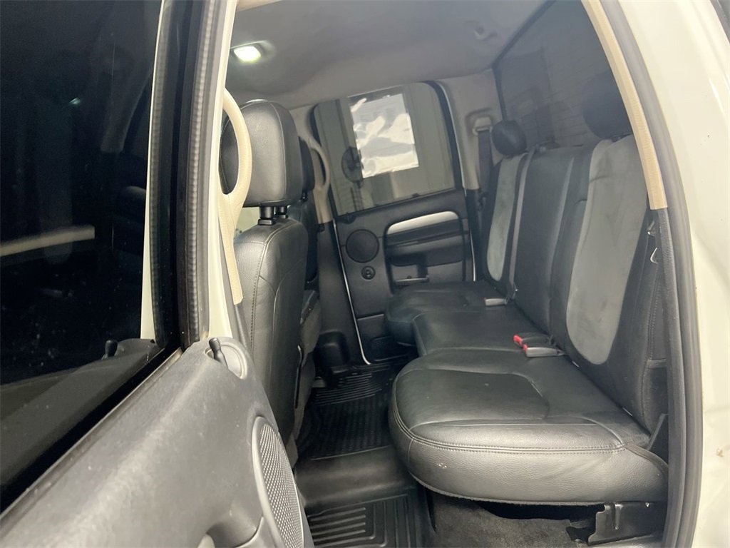 Used 2004 Dodge Ram 3500 Truck SLT w/ Sport Appearance Group image 27