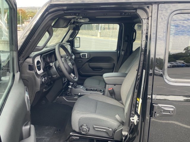 New 2026 Jeep Wrangler Sport S image 15