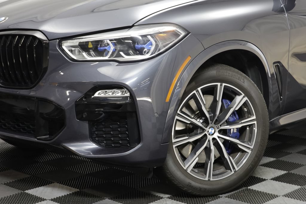 Used 2019 BMW X5 xDrive50i w/ M Sport Package AWD/4WD image 3
