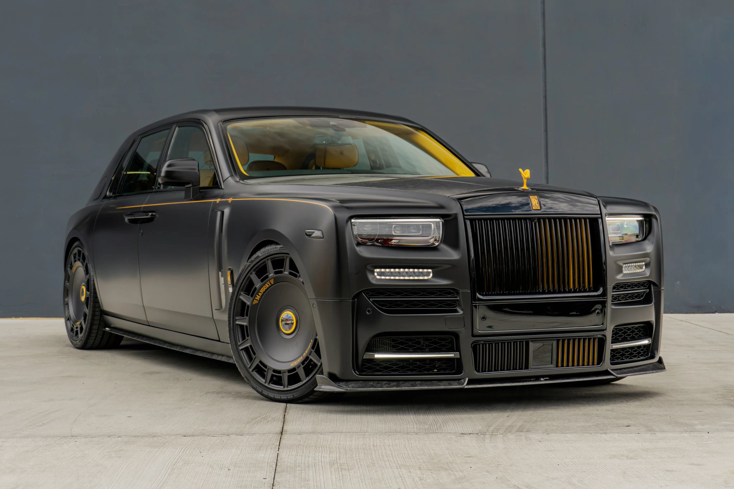 Used 2027 Rolls-Royce Phantom Sedan RWD image 8