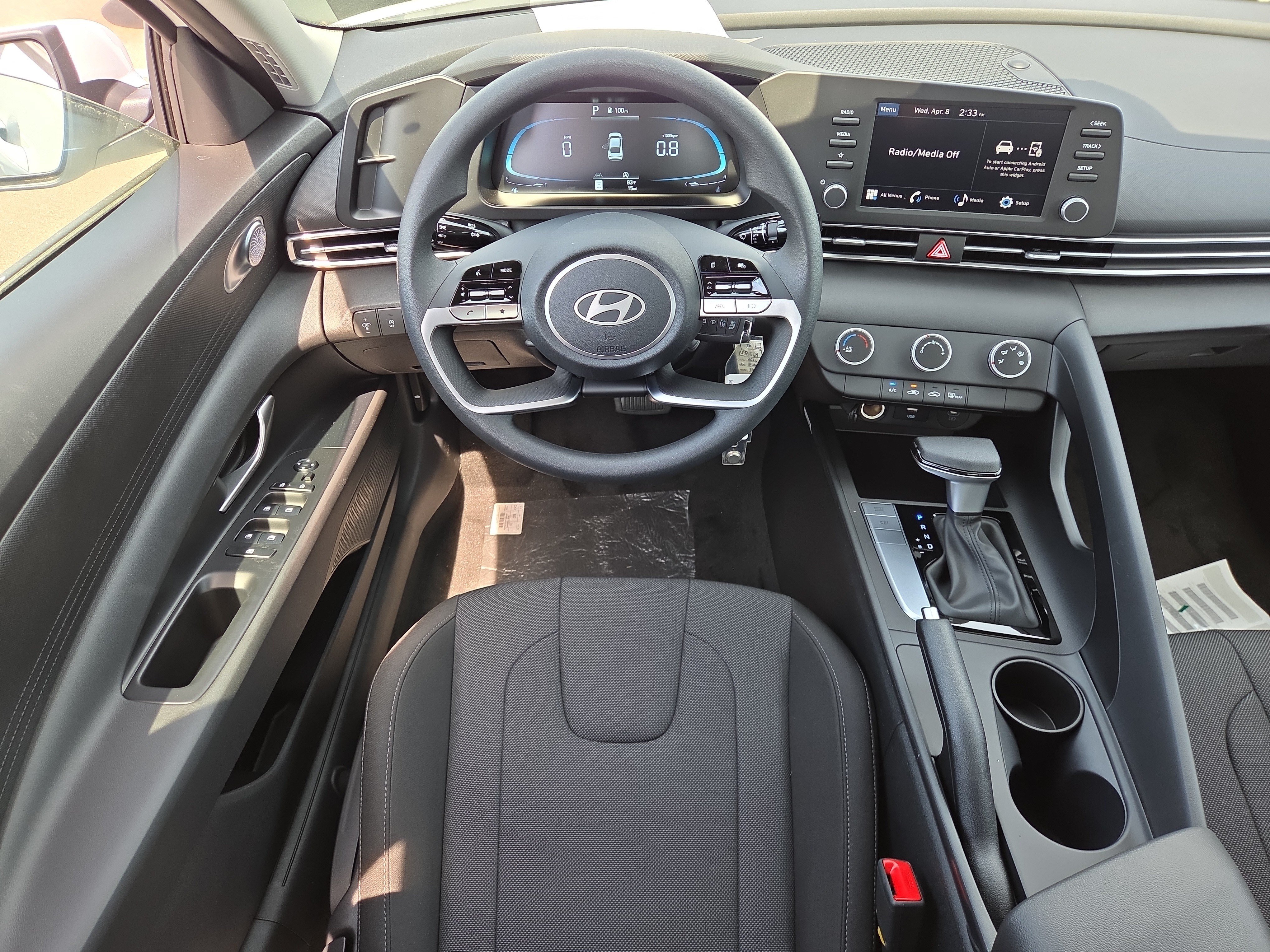 New 2026 Hyundai Elantra SE w/ Cargo Package FWD image 7