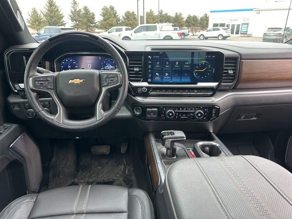 Used 2024 Chevrolet Silverado 1500 High Country image 30