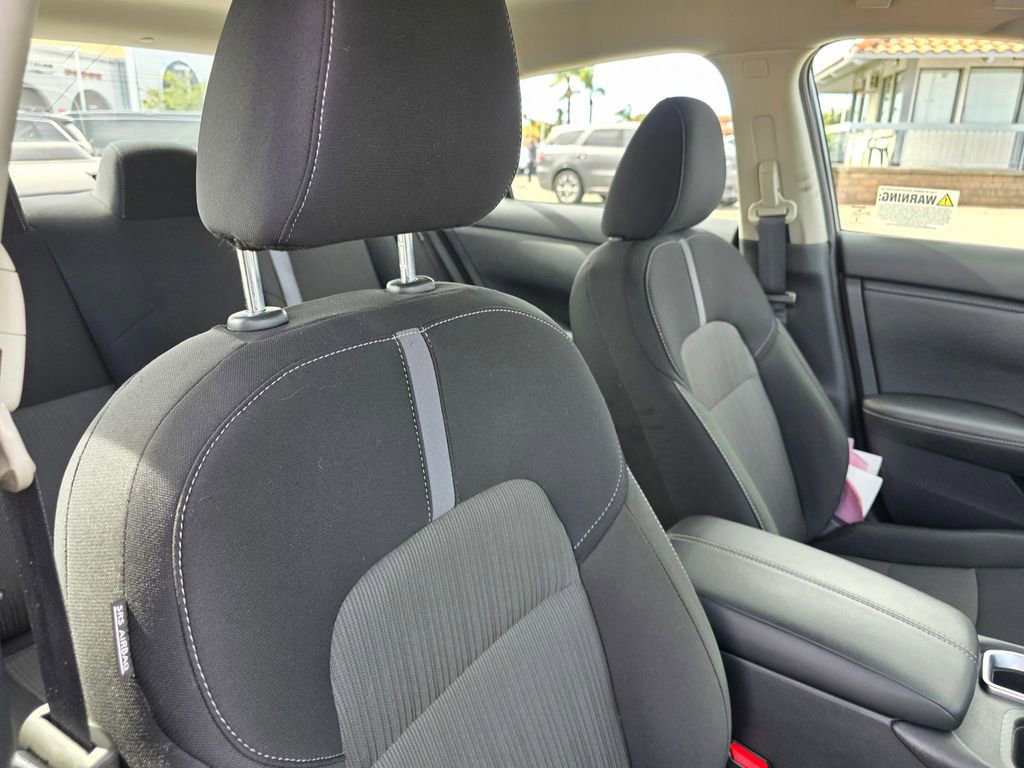 Used 2025 Nissan Sentra SV w/ All-Weather Package image 20