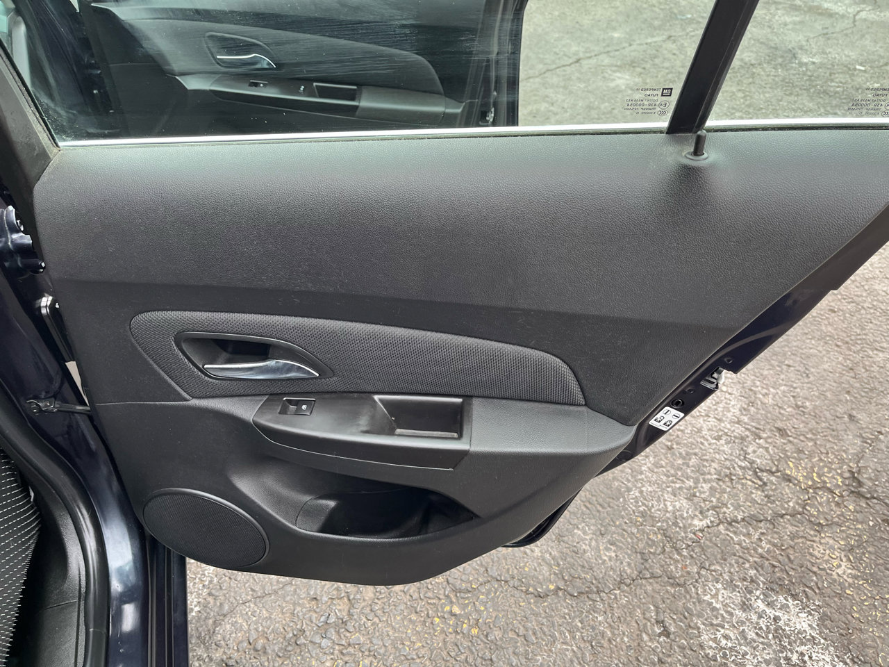 Used 2016 Chevrolet Cruze LT image 28