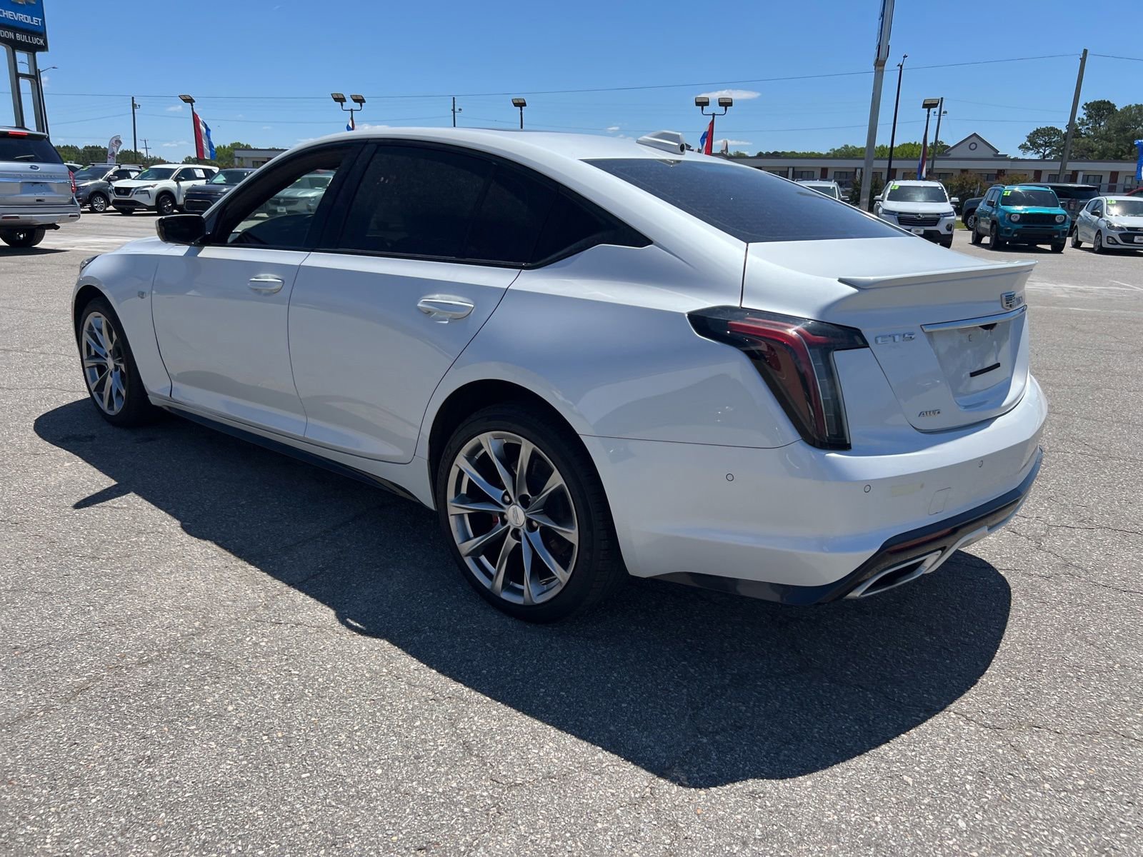Used 2023 Cadillac CT5 Sport w/ Parking Package AWD/4WD image 5