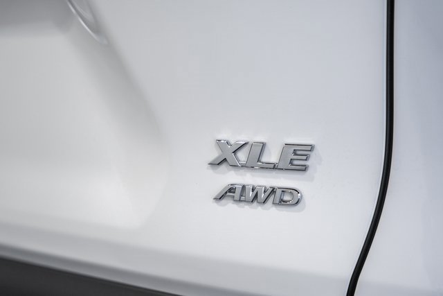 New 2025 Toyota RAV4 XLE image 7
