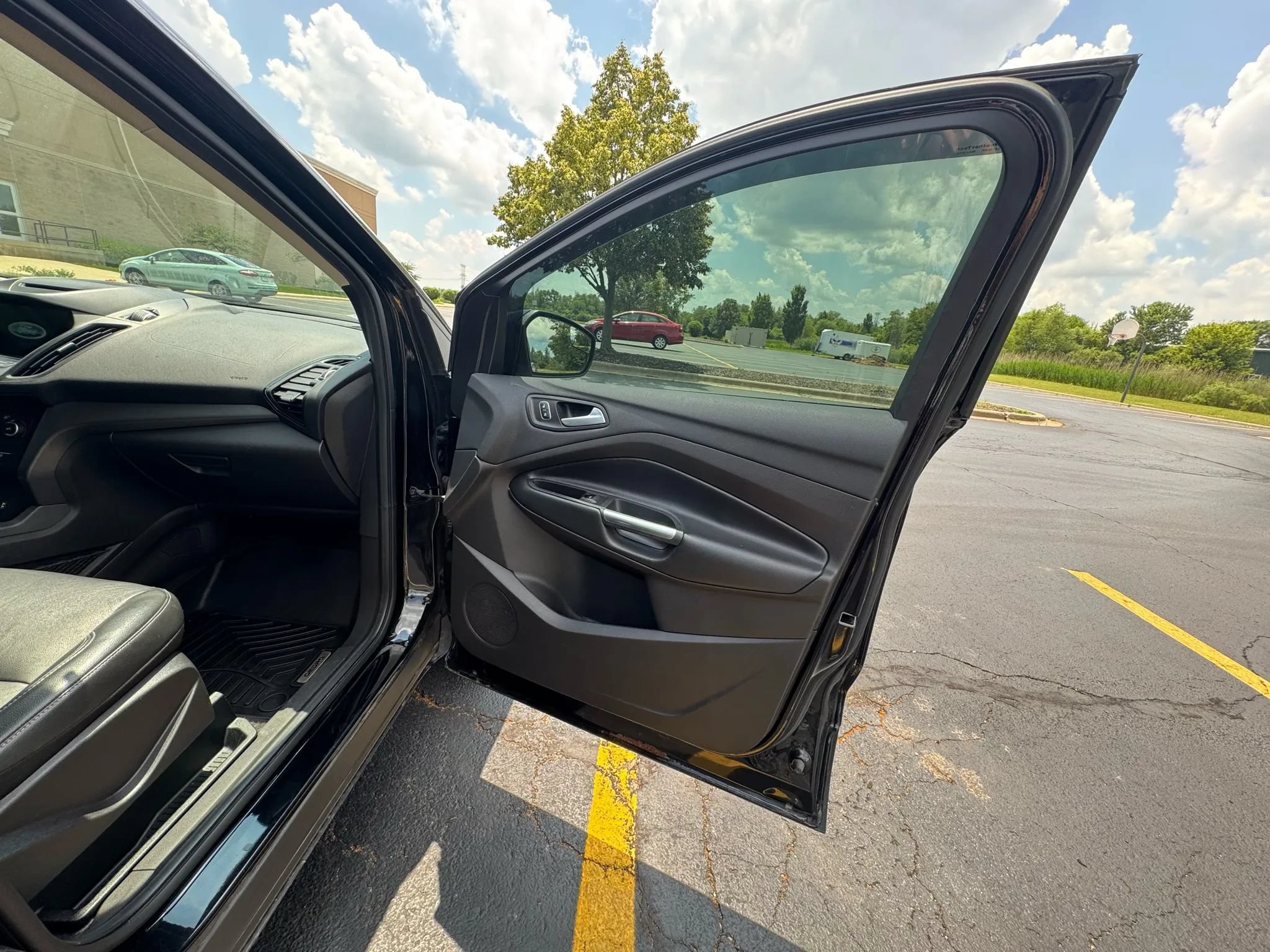 Used 2018 Ford Escape SEL AWD/4WD image 20