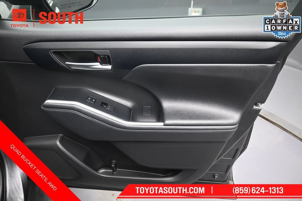 Used 2023 Toyota Highlander XSE AWD/4WD image 37