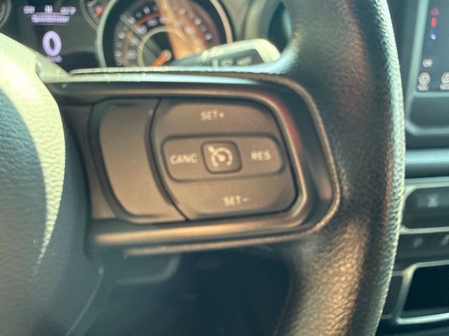 Used 2022 Jeep Gladiator Sport w/ Trailer Tow Package AWD/4WD image 12