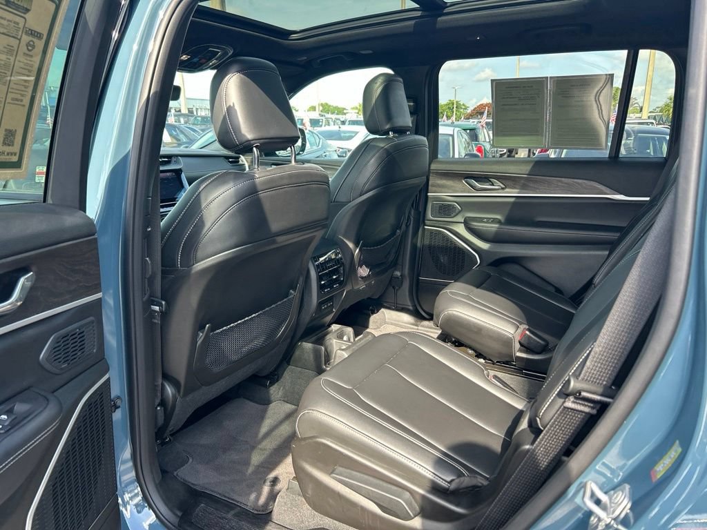 Certified 2026 Jeep Grand Cherokee L Limited w/ Limited Altitude Package RWD image 32
