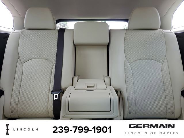 Used 2020 Lexus RX 350L Premium w/ Premium Package image 32