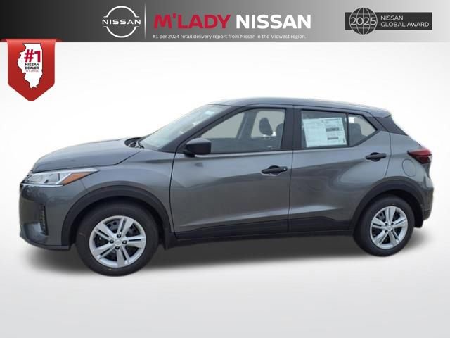 New 2025 Nissan Kicks Play S image 4