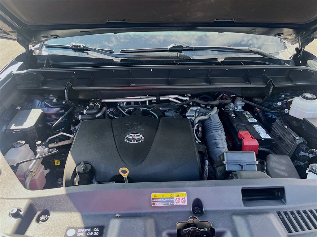 Used 2022 Toyota Highlander XSE image 32