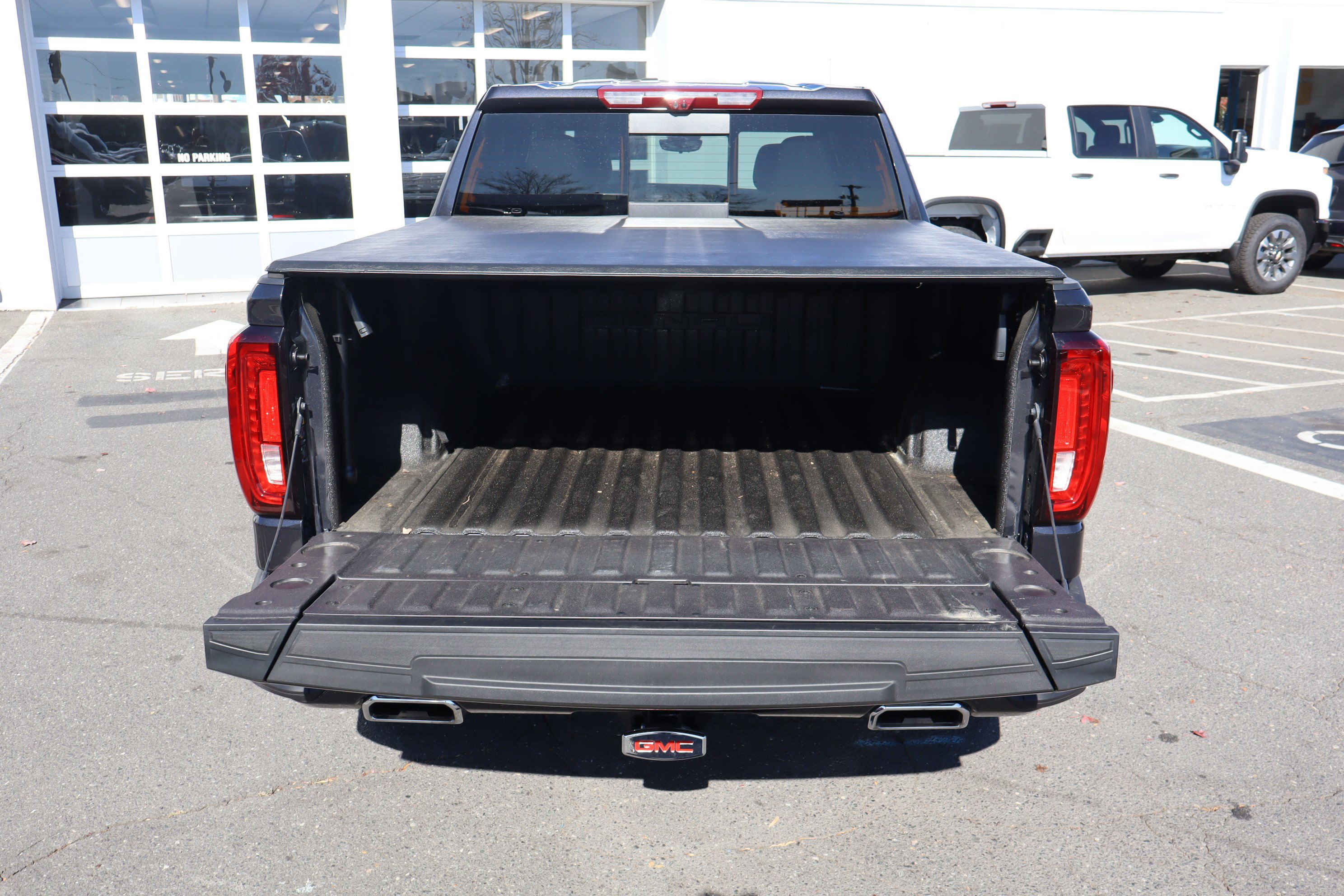 Used 2024 GMC Sierra 1500 Denali w/ Denali Reserve Package image 14