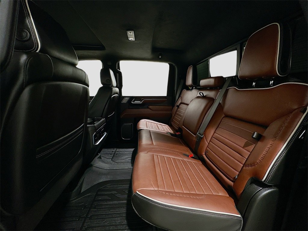 Used 2025 GMC Sierra 2500 Denali Ultimate image 26