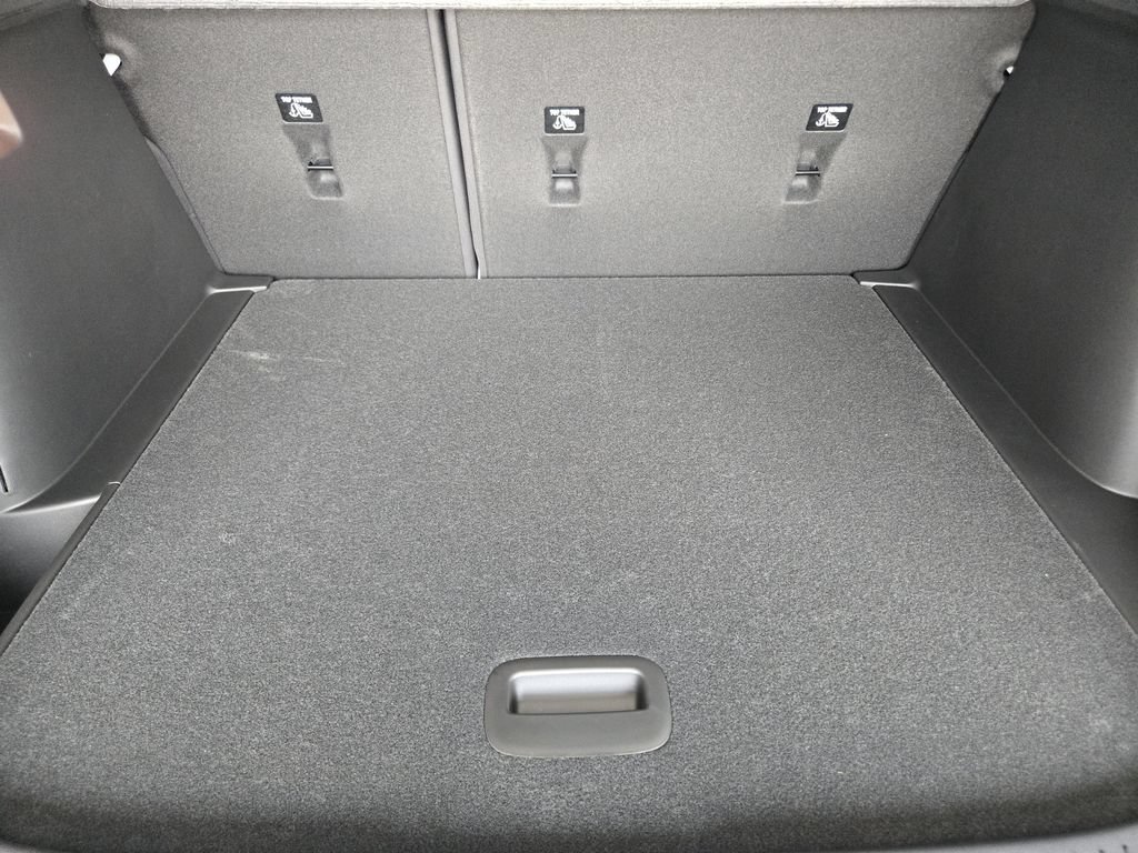 New 2026 Chevrolet Trax RS w/ Sunroof Package FWD image 37