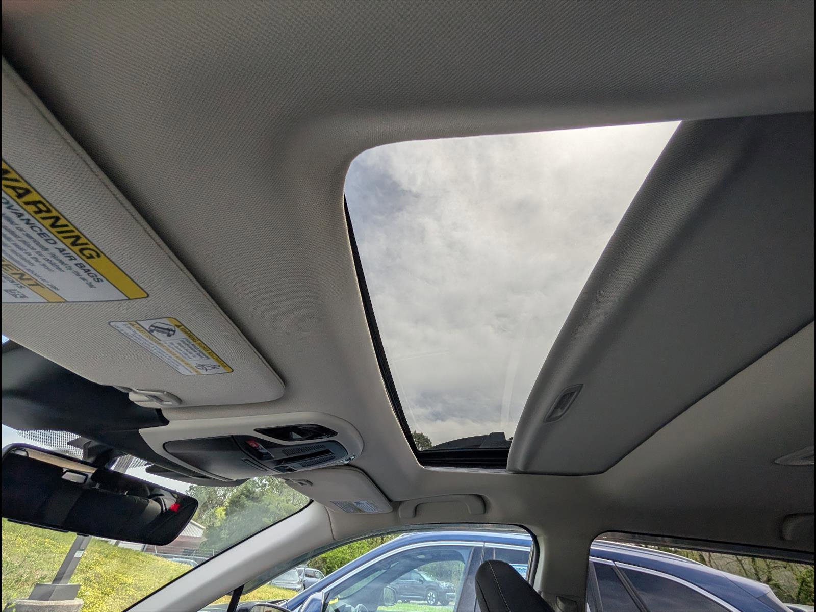 Used 2025 Subaru Outback Onyx Edition image 11