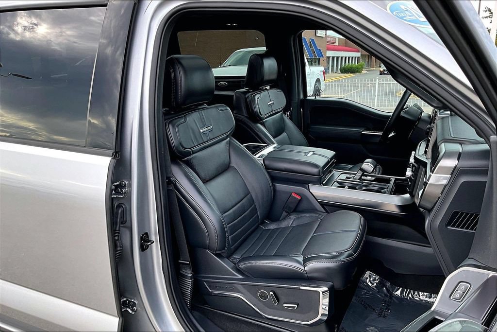 Certified 2024 Ford F150 Platinum w/ Equipment Group 702A High AWD/4WD image 7