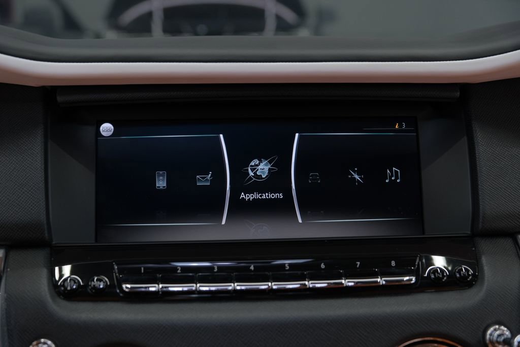 Used 2024 Rolls-Royce Cullinan image 77