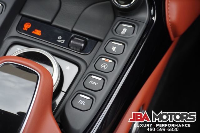 Used 2021 Aston Martin V8 Vantage Coupe image 27