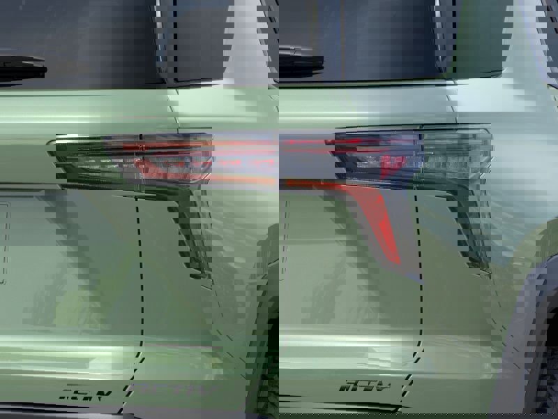 New 2026 Chevrolet Equinox ACTIV w/ LPO, Floor Liner Package image 35