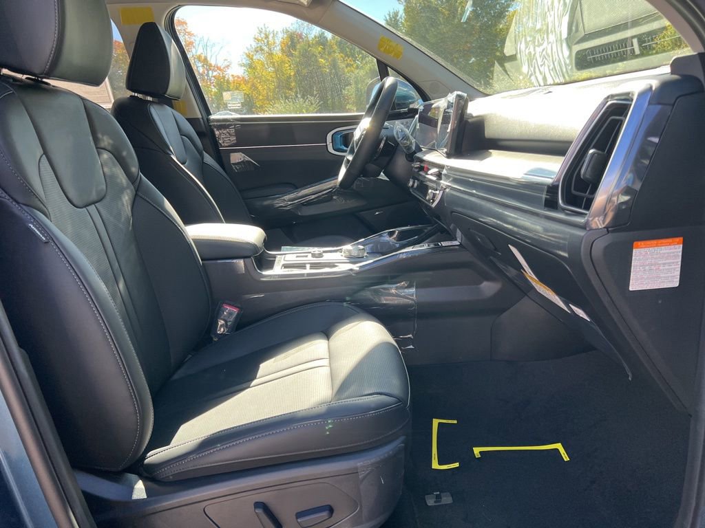 New 2026 Kia Sorento EX w/ EX Premium Package AWD/4WD image 14