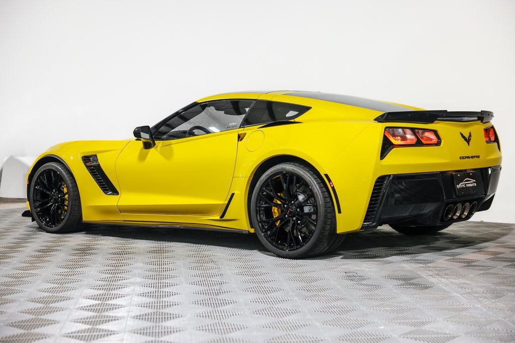 Used 2017 Chevrolet Corvette Z06 RWD image 16