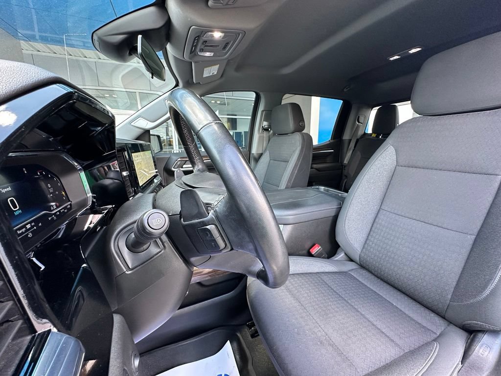 Used 2023 Chevrolet Silverado 1500 LT AWD/4WD image 26