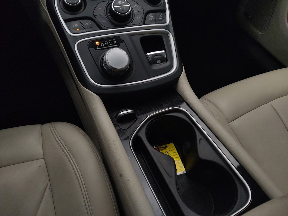 Used 2015 Chrysler 200 C w/ Navigation & Sound Group I image 26
