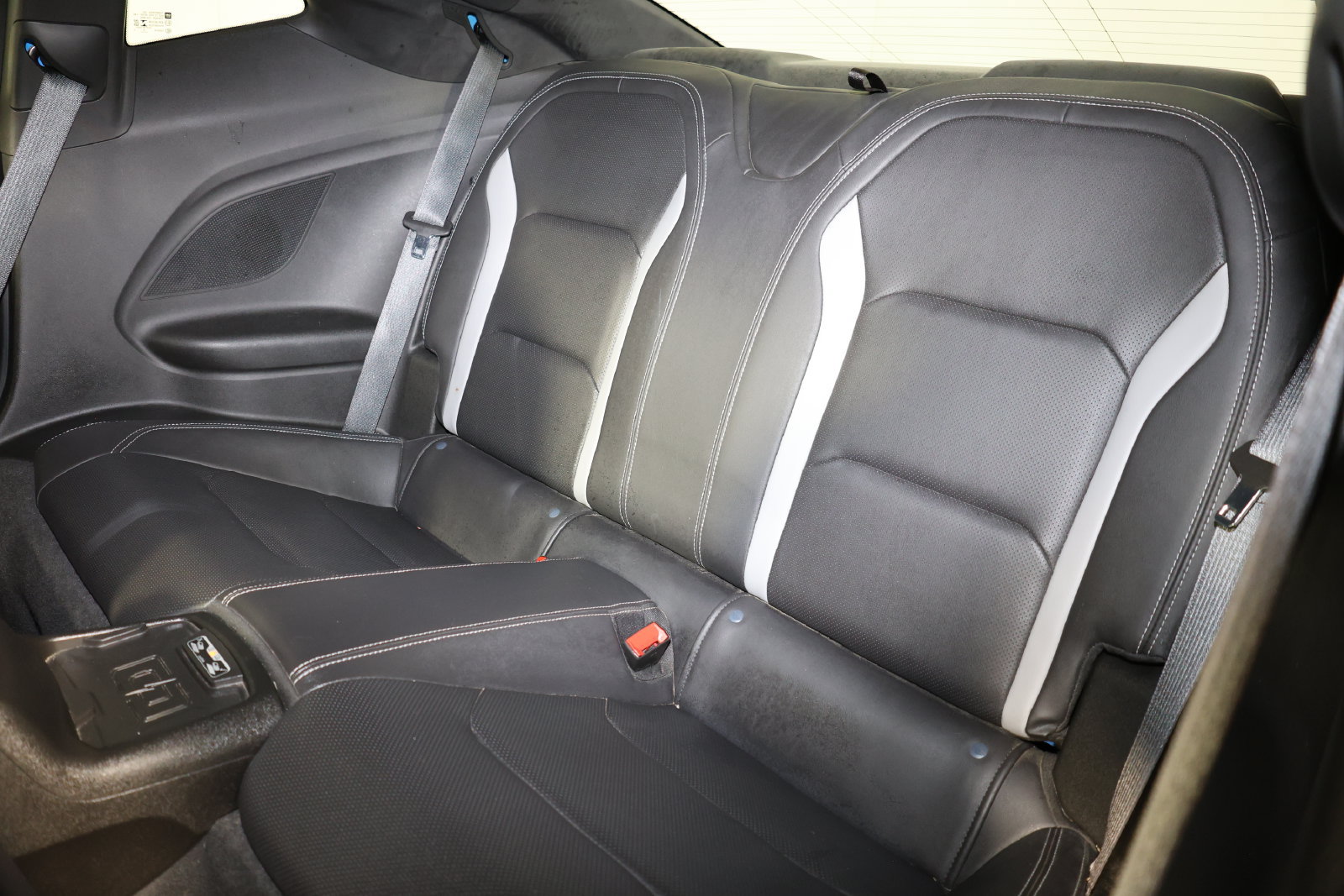Used 2022 Chevrolet Camaro SS RWD image 11