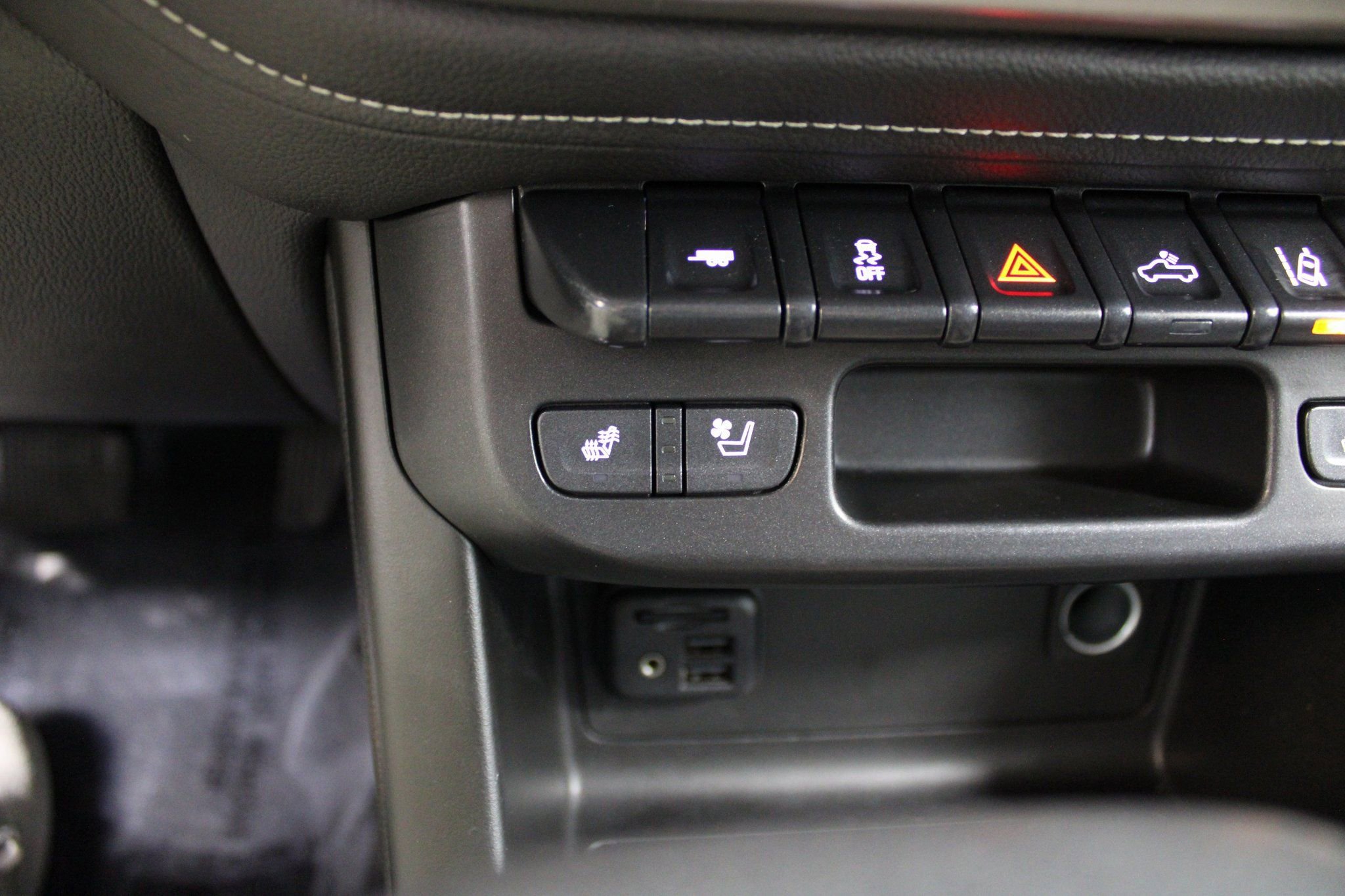 Used 2021 GMC Canyon Denali AWD/4WD image 42