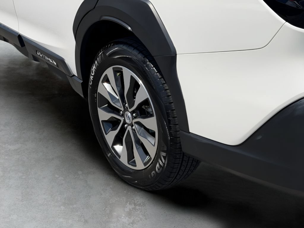 Used 2025 Subaru Outback Touring XT AWD/4WD image 9