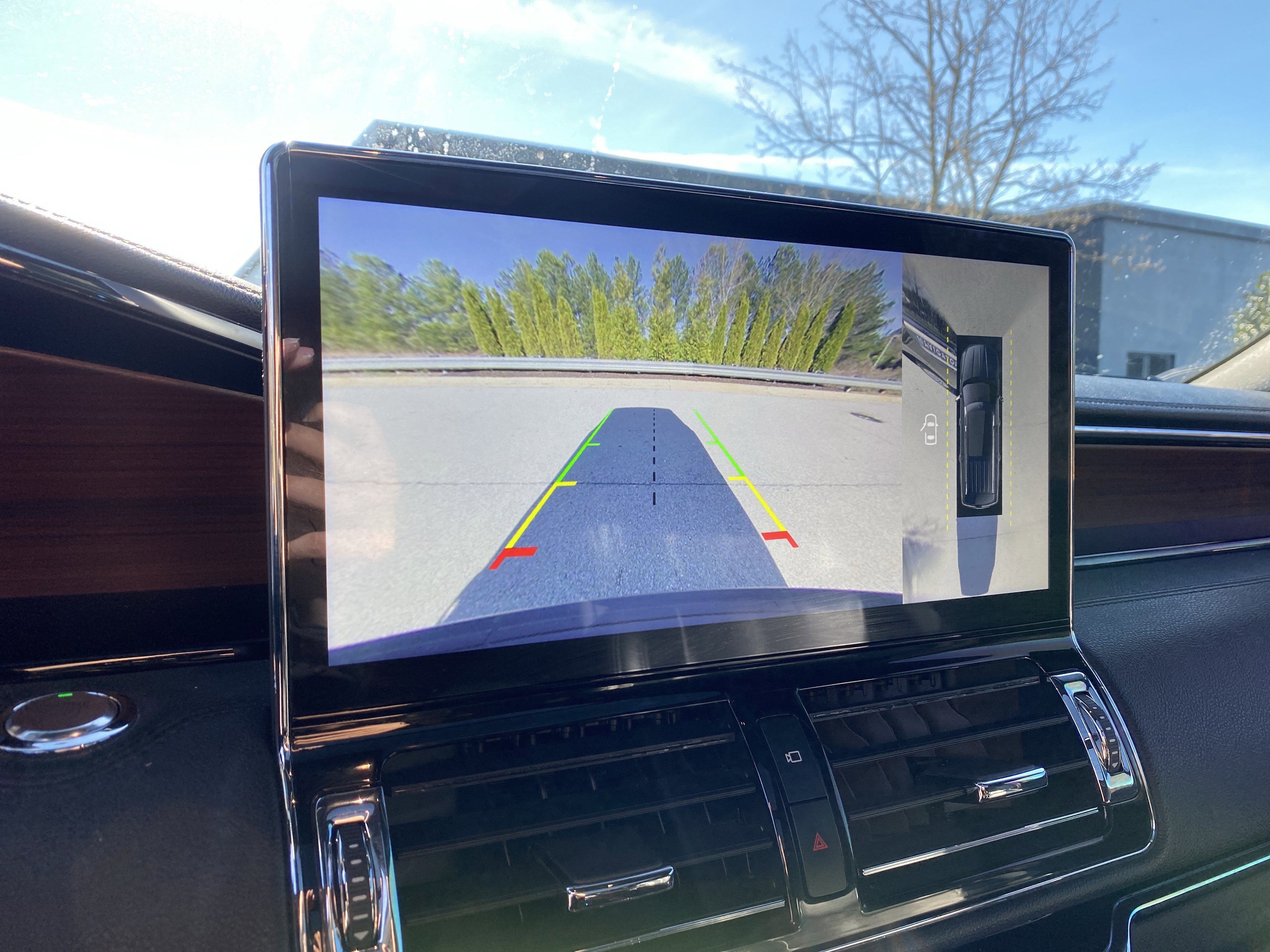 Used 2024 Lincoln Navigator L 4WD image 23