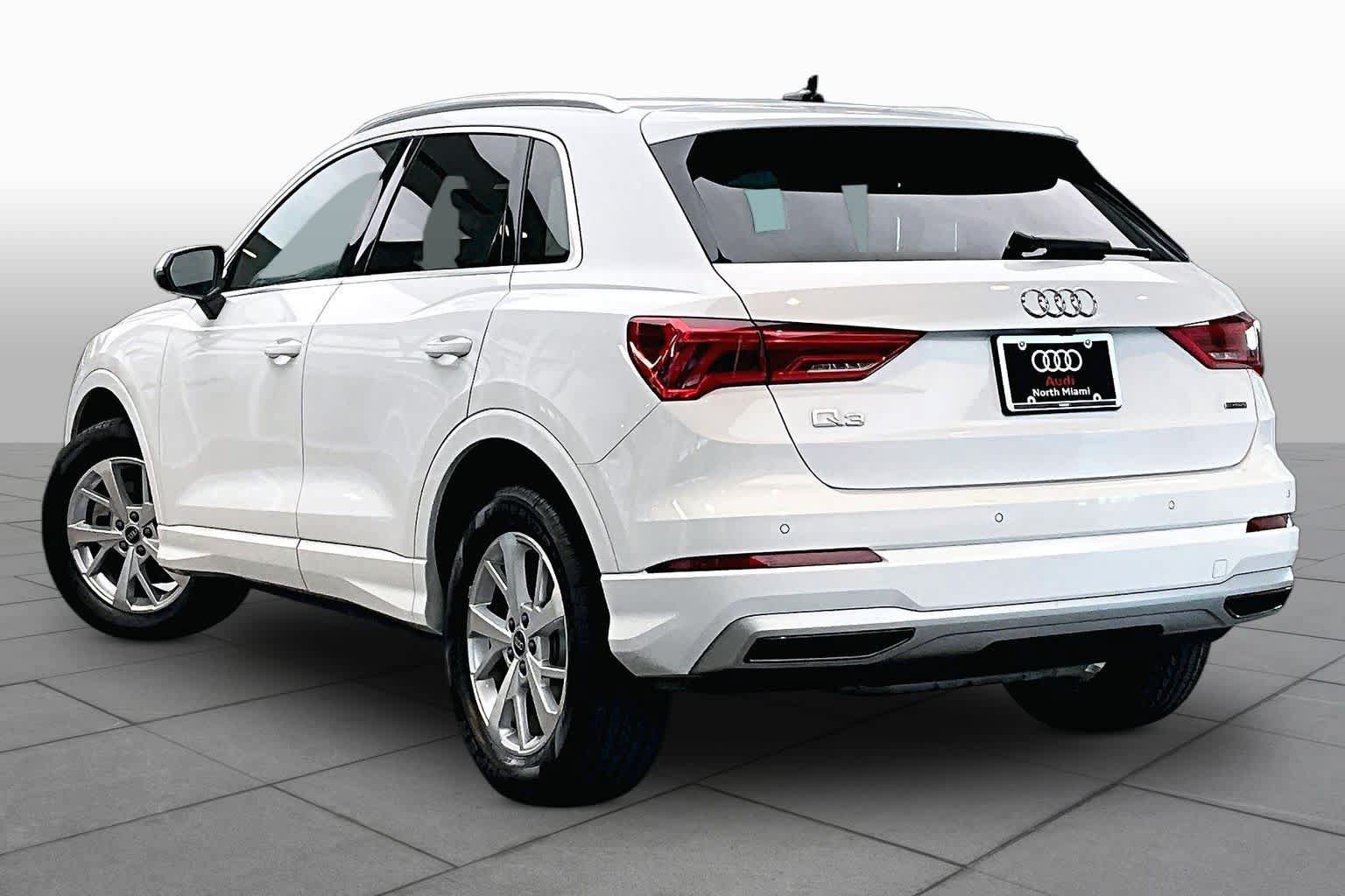 Used 2024 Audi Q3 2.0T Premium w/ Convenience Package AWD/4WD image 12