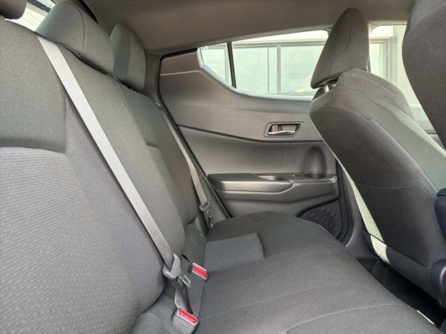 Used 2019 Toyota C-HR LE FWD image 14