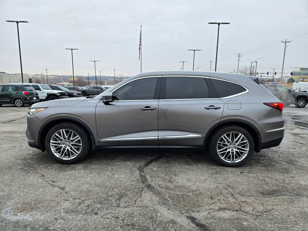 Used 2023 Acura MDX SH-AWD w/ Advance Package image 7