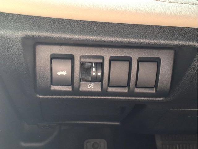 Used 2022 Subaru Legacy Limited AWD/4WD image 17
