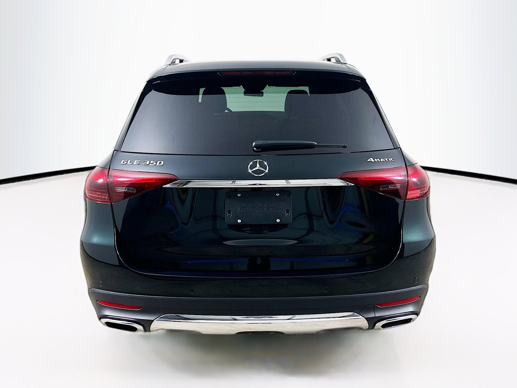 Certified 2024 Mercedes-Benz GLE 350 4MATIC w/ Winter Package image 6