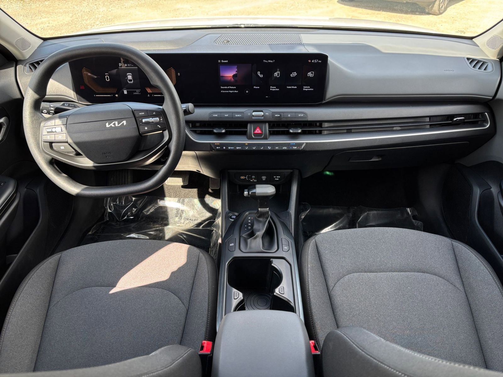 Used 2025 Kia K4 FWD image 33