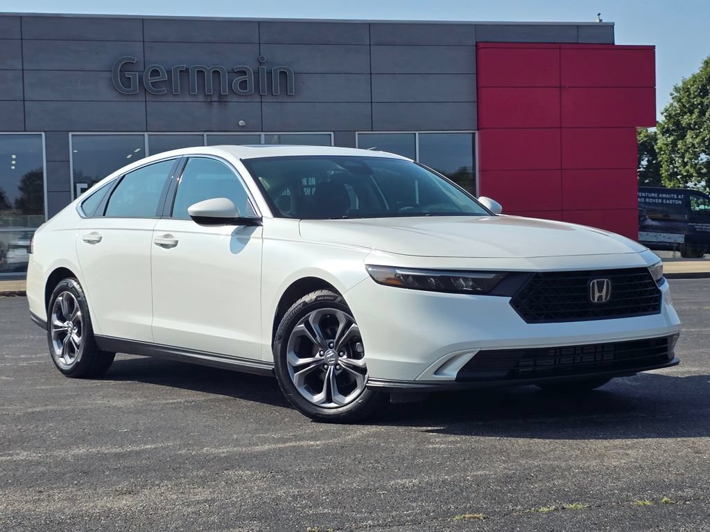 Used 2023 Honda Accord EX image 2